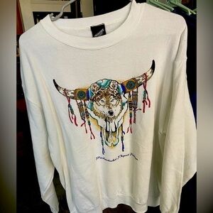 Vintage white sweatshirt wolf/native America theme sz: M